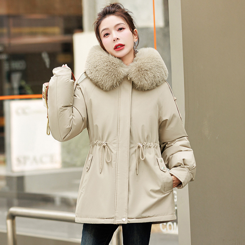 Invierno de 2025 nuevo estilo para mujeres más gruesa chaqueta de algodón coreana, chaqueta de algodón delgada y ropa de algodón de cuello de pelusa