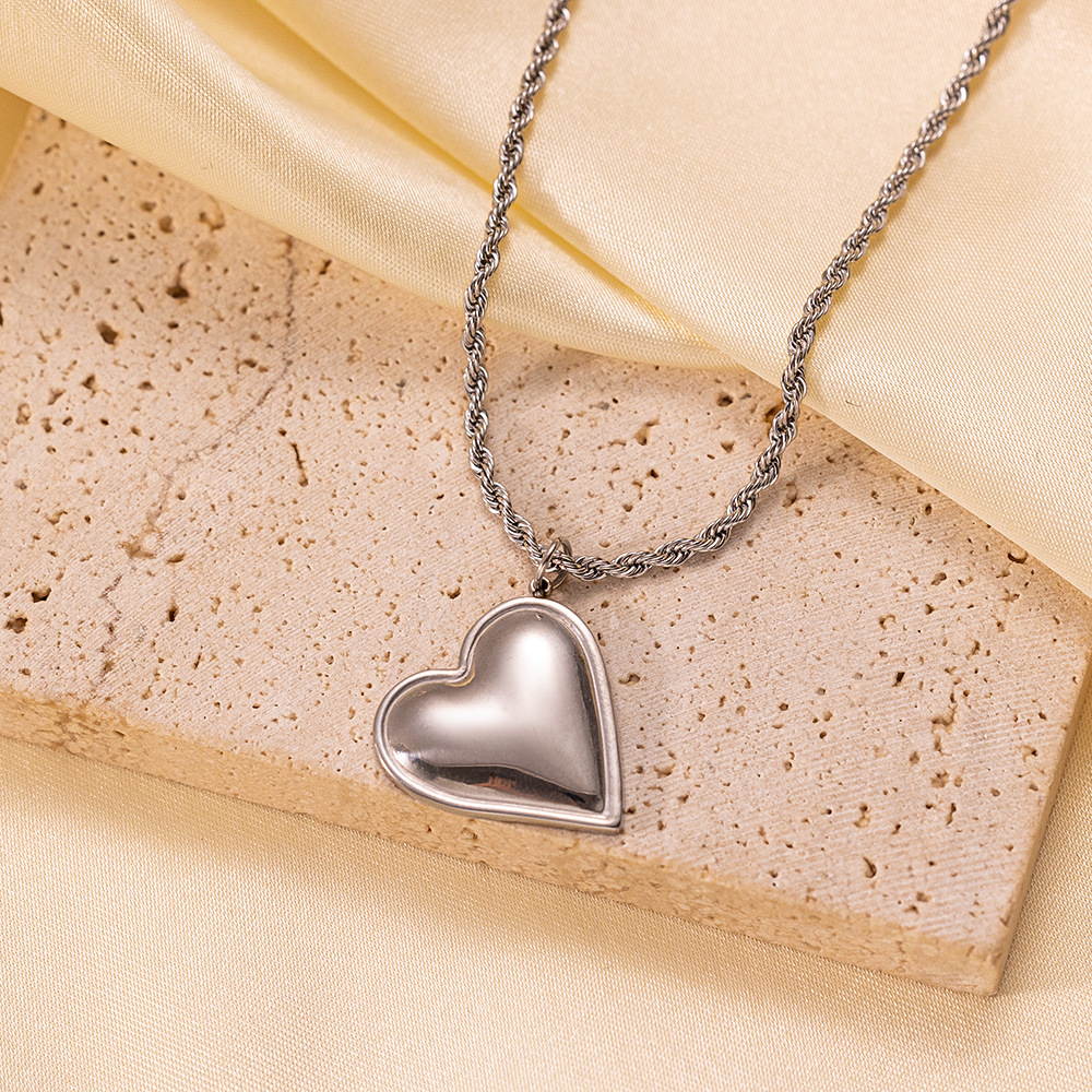8g Weight PVD Coated Gold Plating Process 18K Real Gold Plated Plating Material 304 Stainless Steel Pendant Material Layered Necklaces, Pendant Necklace Classification 304 Stainless Steel Chain Material Paperclip Chain, cable chain, Twisted Rope Chain Chain Type 1 Piece Quantity Casual, Daily, Date Occasion 304 Stainless Steel Material Heart Shape Pattern Women's Gender Sweet, IG Style Style Plating Craft Heart Shape Titanium Steel Sweet IG Style Layered Necklaces Pendant Necklace 39