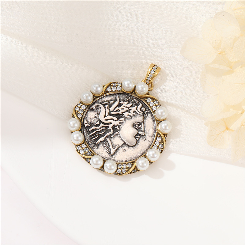 7g Weight Pendant Jewelry Making Type Artificial Pearls, Rhinestones Inlay Material DIY Jewelry Accessories Classification 1 Piece Quantity Copper Material Portrait Pattern Plating, Inlay Design Retro Style 1 Piece Copper Artificial Pearls Rhinestones Portrait Pendant 2