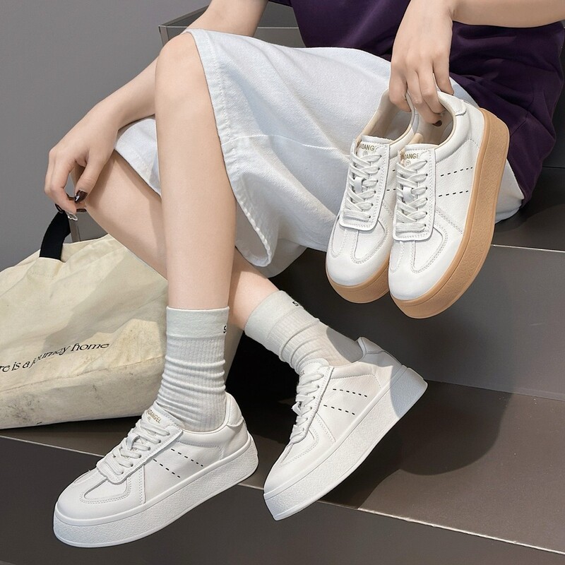 Non-Slip Thick-Soled Versatile Retro German Training Shoes for Women, New Spring Sports White Shoes, Lightweight Casual Sneakers, Genuine Leather Non-Slip Thick-Soled Versatile Retro German Training Shoes for Women, New Spring Sports White Shoes, Lightweight Casual Sneakers, Genuine Leather