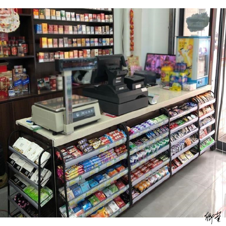 收银台放口香糖架子挂墙墙上槟榔药店矿泉水多层店铺展示架便利店