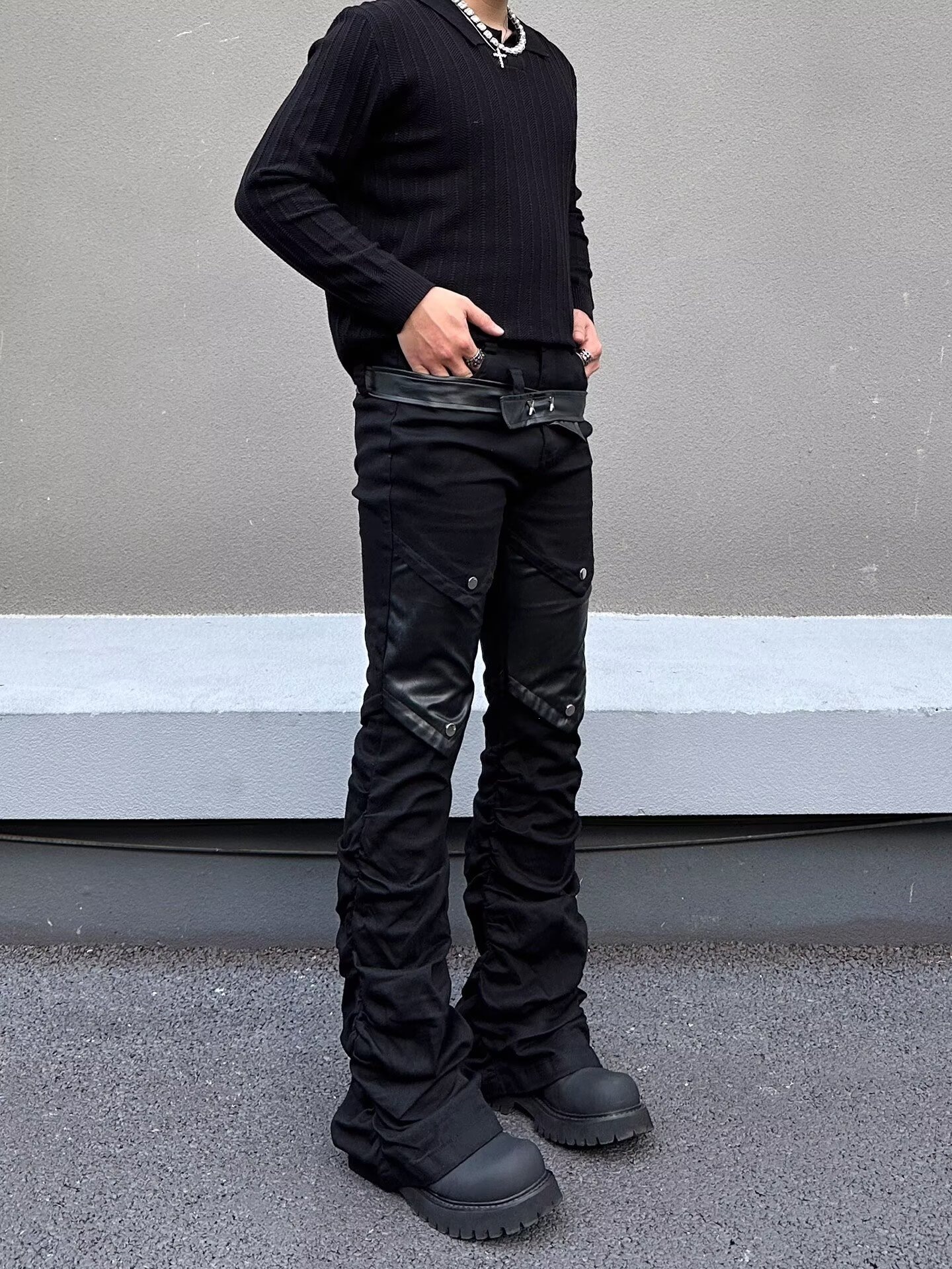 Men's Retro Washed Distressed Cleanfit Jeans Slightly Flared Slimming Black High Street Style American Vibe Curved Pants_mkmklike.com