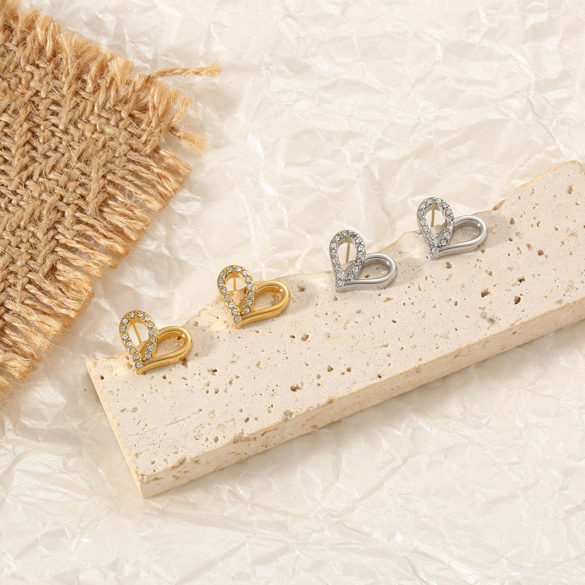 8g Weight Titanium Steel Ear Needle Material 1 Pair Sweet Simple Style Heart Shape Hollow Out Inlay Titanium Steel Zircon Ear Studs