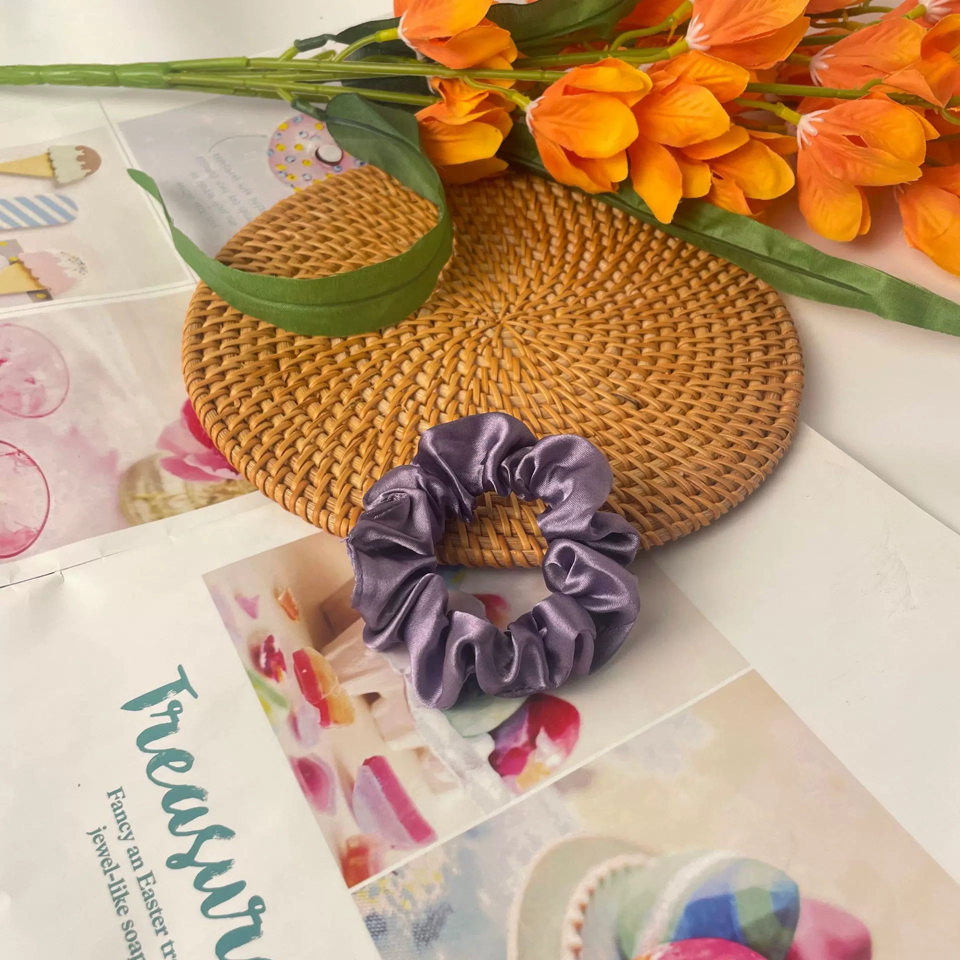 欧美跨境新款仿真丝弹力布艺发圈百搭头绳不伤发小肠圈现货厂家