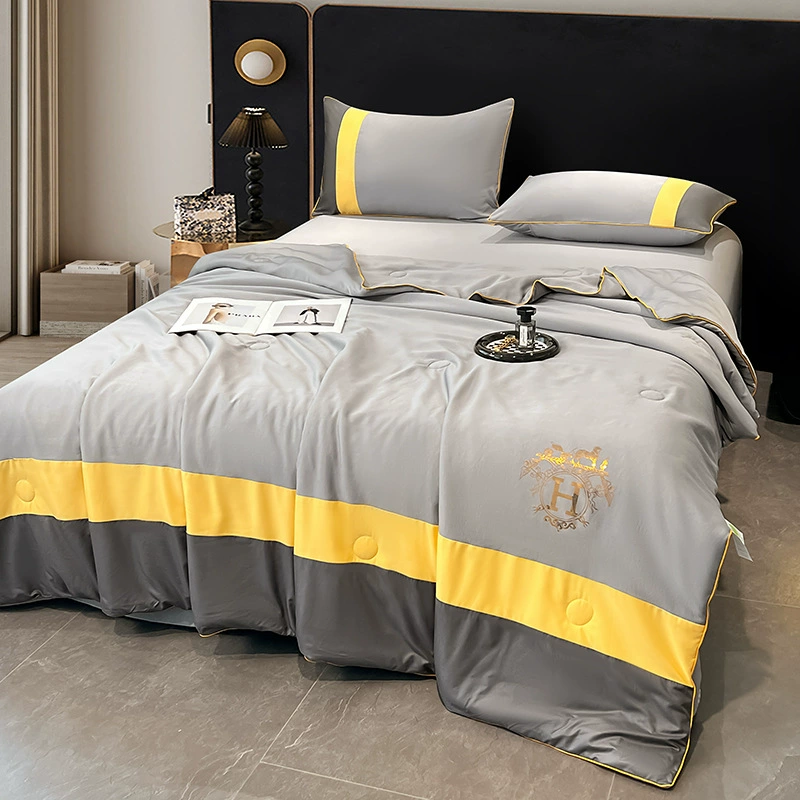 Летнее одеяло из шелковистой ткани «ледяной шелк», новый стиль 2025 года, двойной яркий бриллиантовый узор