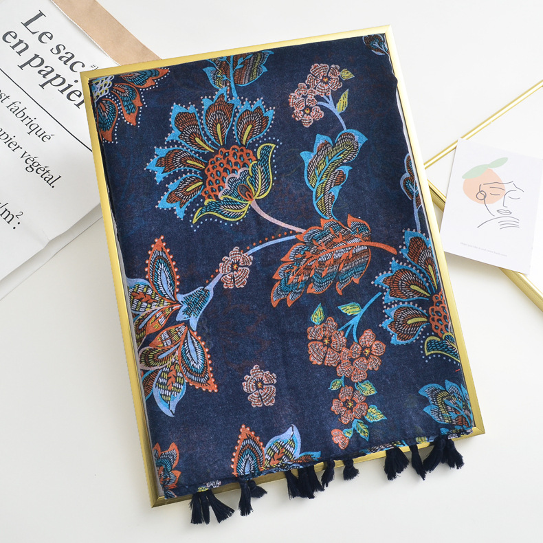 Yunnan Lijiang estilo étnico retro bufanda larga Comercio exterior azul marino impreso borla de seda chal protector solar bufanda