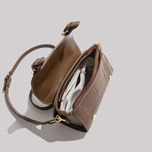 Bags for women 2024 summer new style high-end one-shoulder cross-body bag design belt handbag pillow bag ready for sale