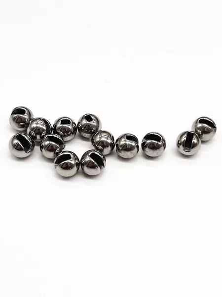 Tungsten beads for slotting fly fishing are complete in size