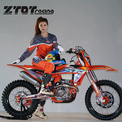 four-stroke engine for off-road – Motosikletlər