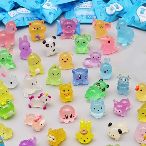 Luminoso animal bolsa ciega mini simulación conejito gatito modelo juguete para niños caja ciega recompensa regalo resplandor