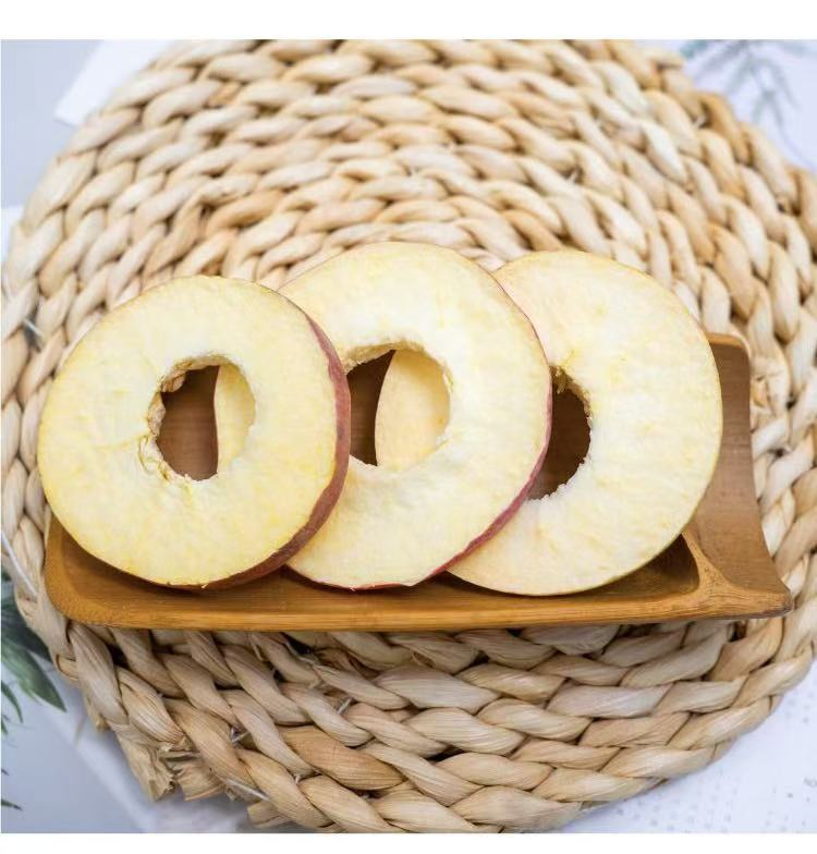 Freeze-Dried Apple Rings (Malus domestica) — Unsweetened Dried Fruit for Tea & Soup in use