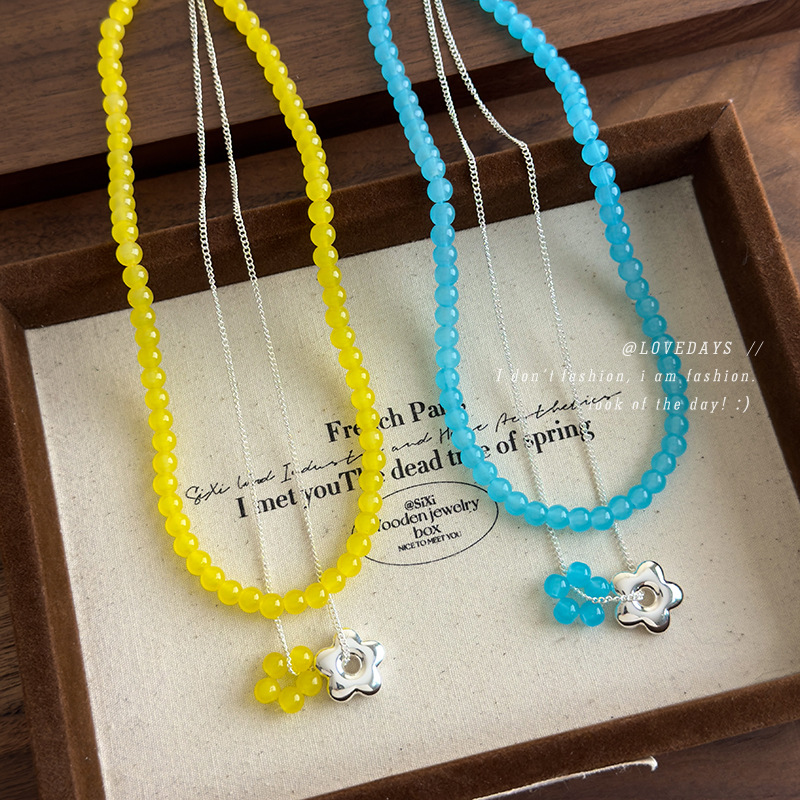 彩色玻璃珠串珠花朵吊坠双层项链女小众清新百搭气质叠戴锁骨链
