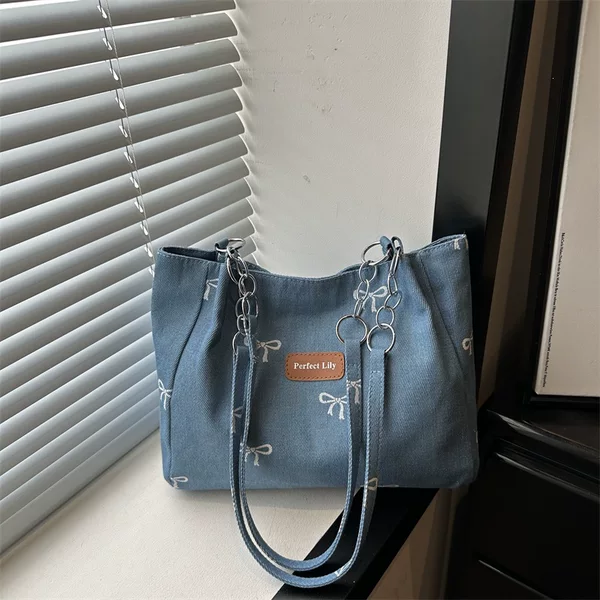 New Simple and Stylish Large-Capacity Shoulder Bag 2026 Summer Large-Capacity Commuter Casual Fashion Shoulder Bag