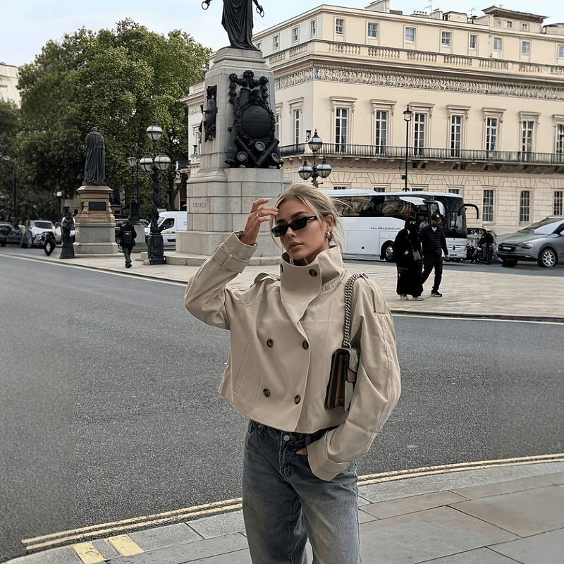 Stand-up collar, short, double-breasted trench coat for women, loose fit, with rolled cuffs, European and American casual street style jacket Stand-up collar, short, double-breasted trench coat for women, loose fit, with rolled cuffs, European and American casual street style jacket
