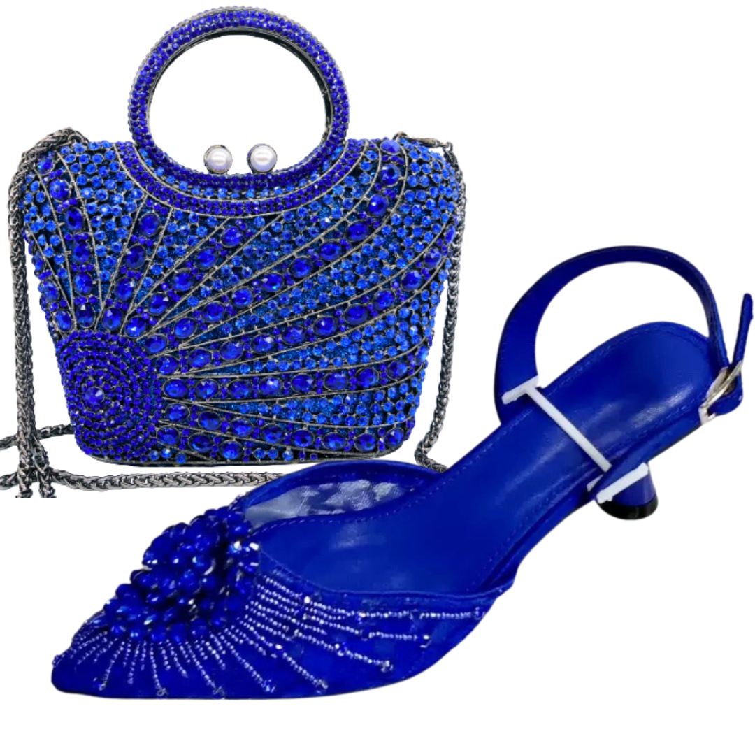 Zapatos estilo italiano para la cena sandalias de tacones finas de verano mujer diamante de punta zapatos de novia