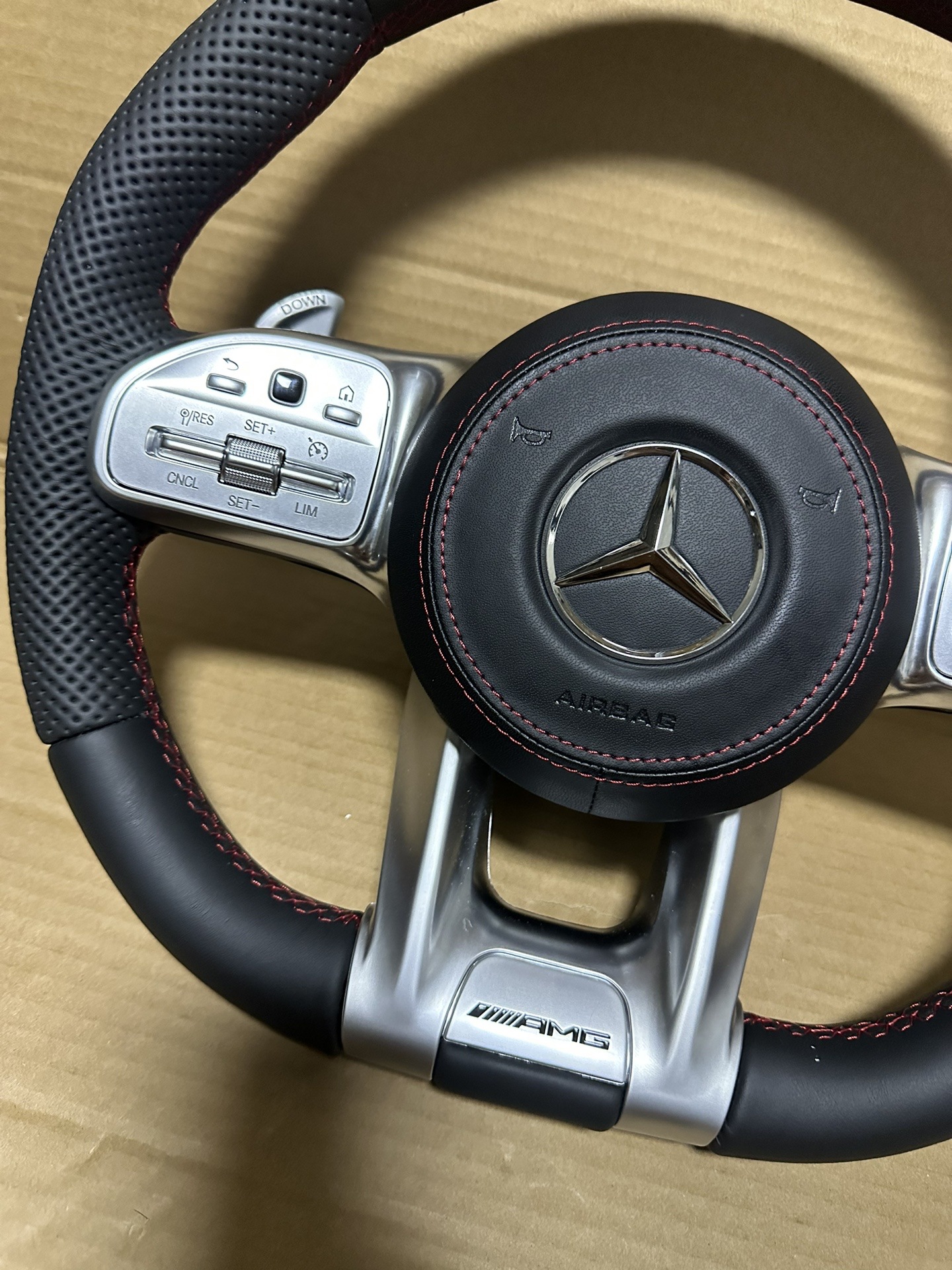 Mercedes-Benz steering wheel 809CLA C-Class E-Class S-Class ML old model upgraded to new model steering wheel C200E300 AMG