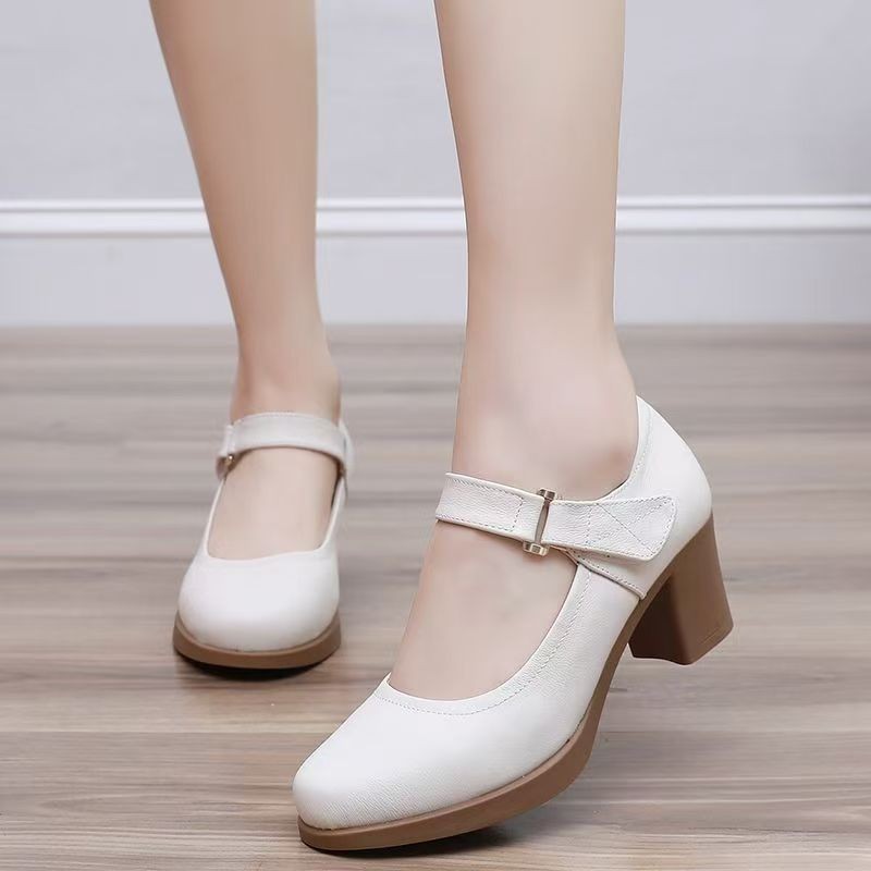 2026 zapatos de desfile de tacones medios poco profundos de cabeza redonda tacones gruesos cómodos zapatos de trabajo femeninos de tendón de toro zapatos madre