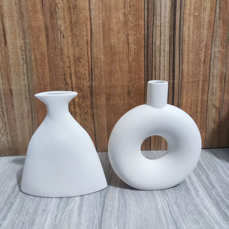 Ceramic Vase Design 3