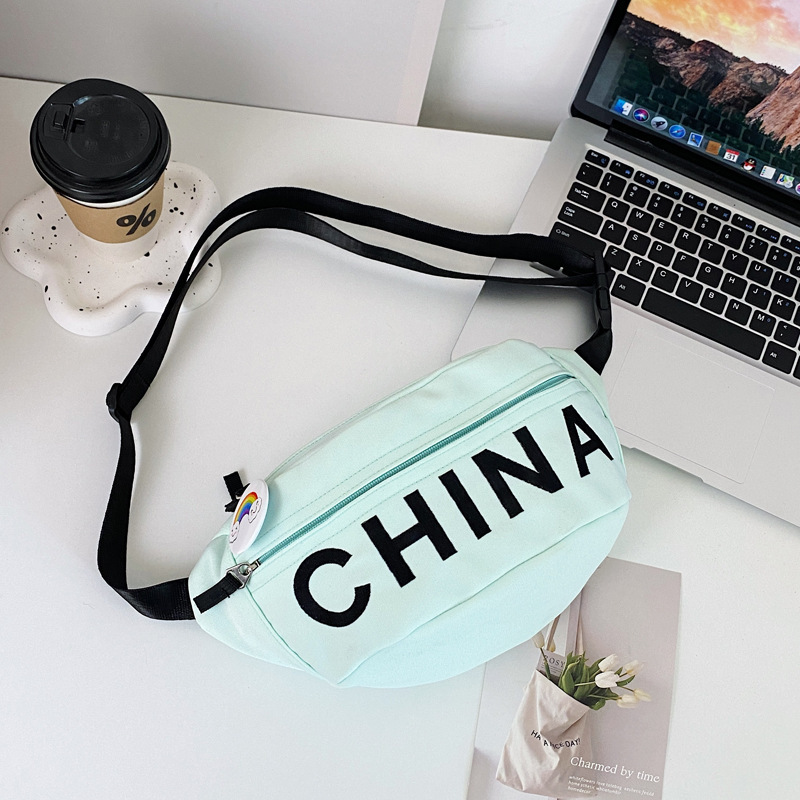Nuevo tipo de bolso infantil estilo coreano de moda letras bolso de mochila para hombres simple de alto valor de belleza bolso de pecho ligero
