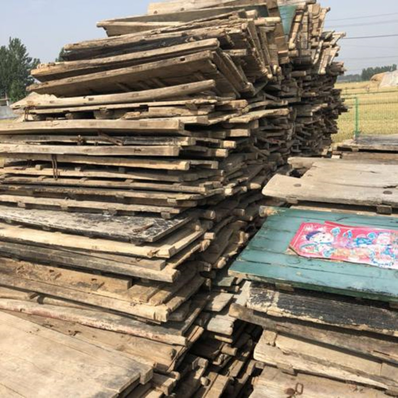 Weathered Old Elm Wood Door Panels, Old Wood Boards for Homestay, Cafe, Bar, Restaurant Decoration Weathered Old Elm Wood Door Panels, Old Wood Boards for Homestay, Cafe, Bar, Restaurant Decoration