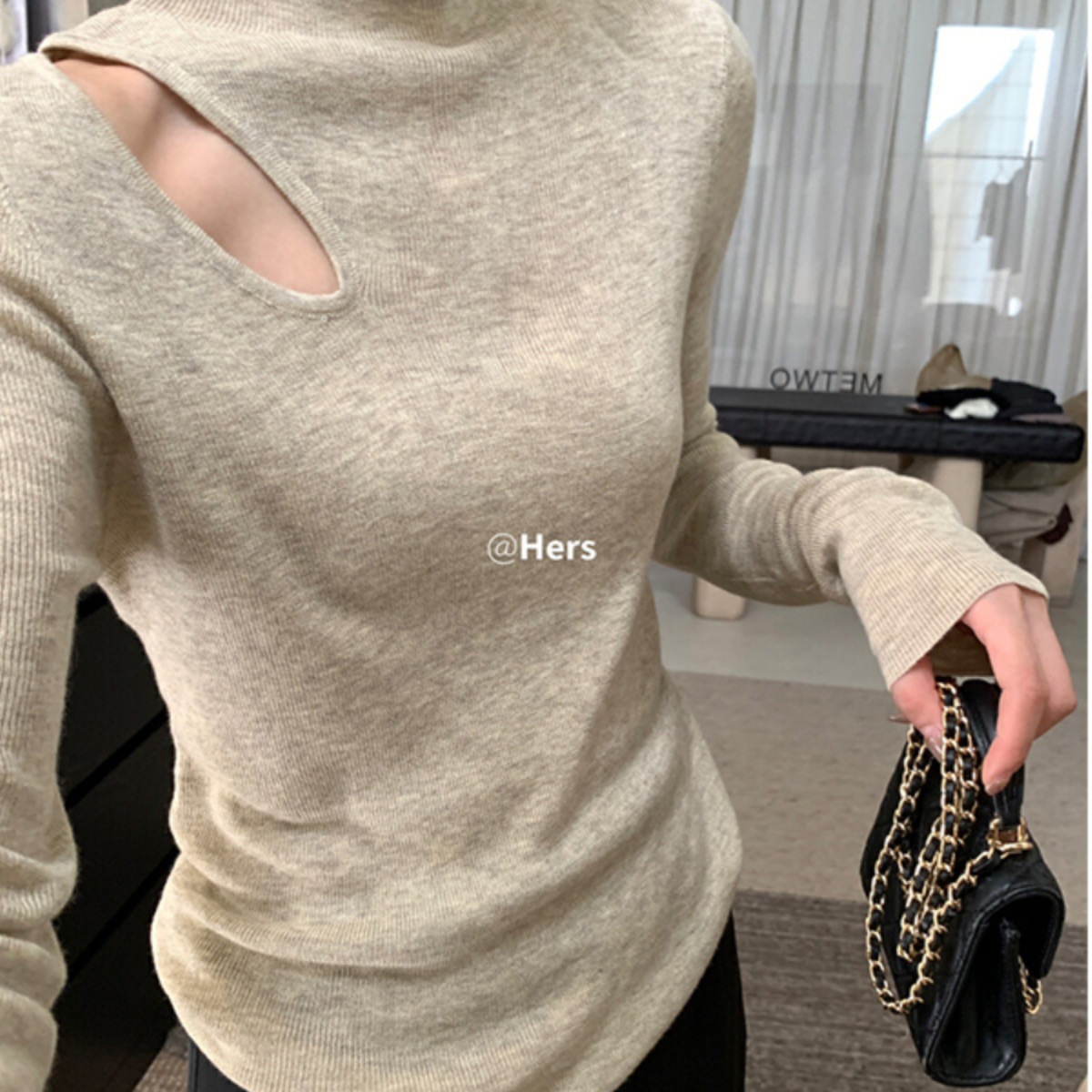 半高领镂空内搭打底衫女冬季2025新款毛衣针织衫修身显瘦中领上衣