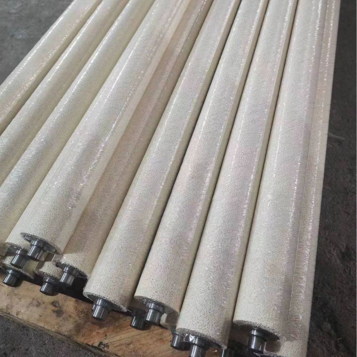 Ролик из резиновой пены для очистки стекла и камня в Дунгуане и Фошане, производство, восстановление, нанесение покрытий, индивидуальные решения, струйный принтер