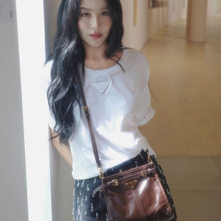 ------------BF0415B ���ģ��M�����Ǿ��ἃ�����ǘ˰�ɫ����T��
