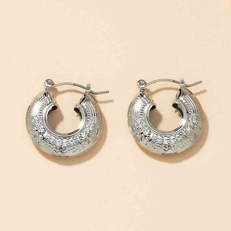 Popular Metal Round Earrings display picture 2