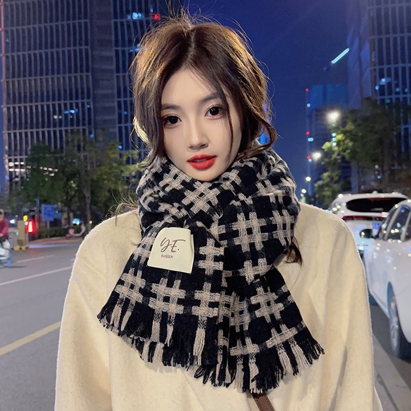 Bufandas a cuadros de invierno para mujeres nuevas parejas coreanas de alto nivel parejas de estilo universal grueso y cálido gran chal de cachemir imitación buñuelo