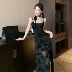 夏の人気のレースジャカードドレスサスペンダースリムフィットピュアホットガールミドル丈スカート気質ウエストスリットレース