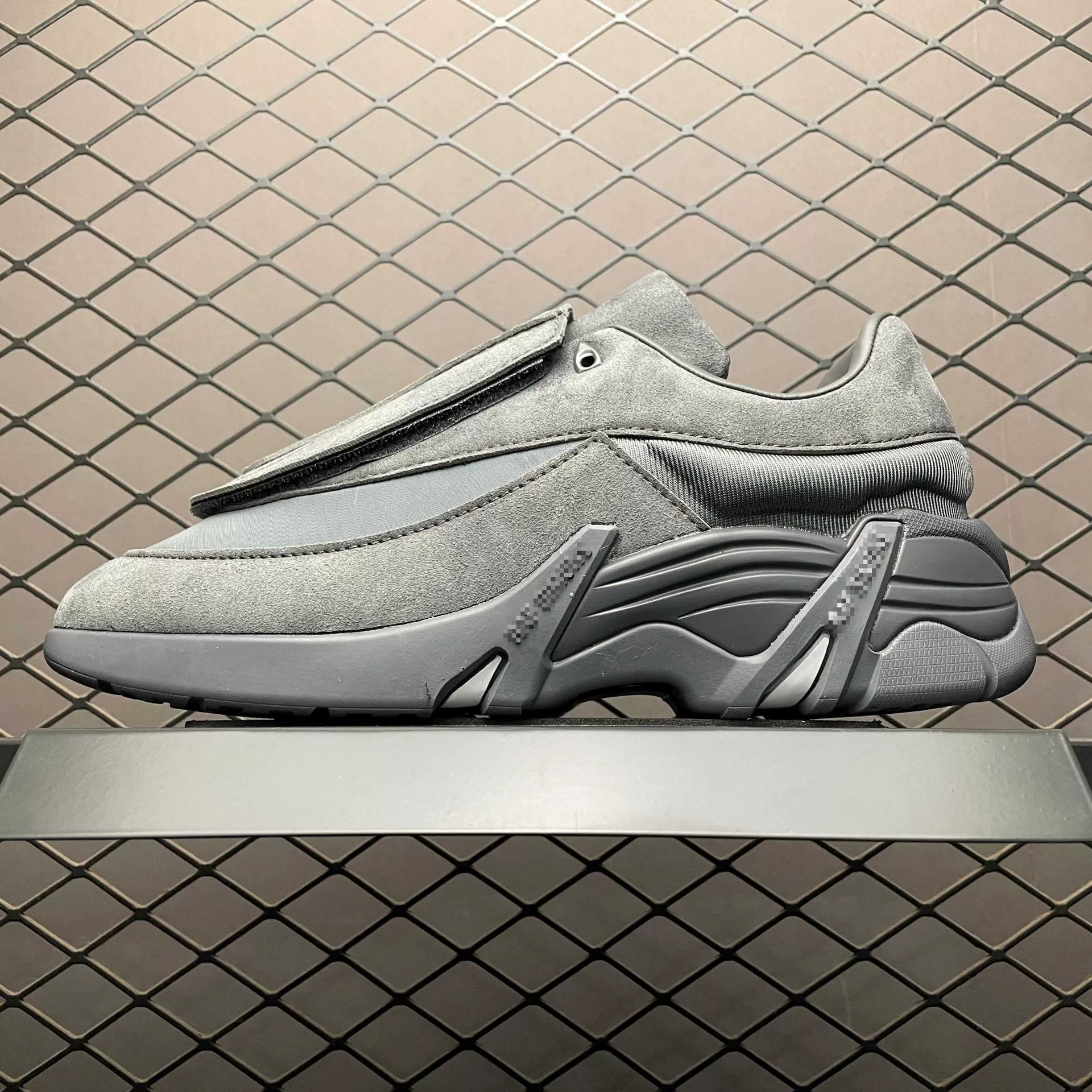 Кеды‑«dad shoes» (RAF Cylon‑21) совместная модель Simons, цветовая подборка, массивная подошва