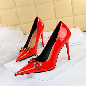 6122-7 European and American high heel shoes women's shoes thin heel bright surface patent leather shallow mouth po
