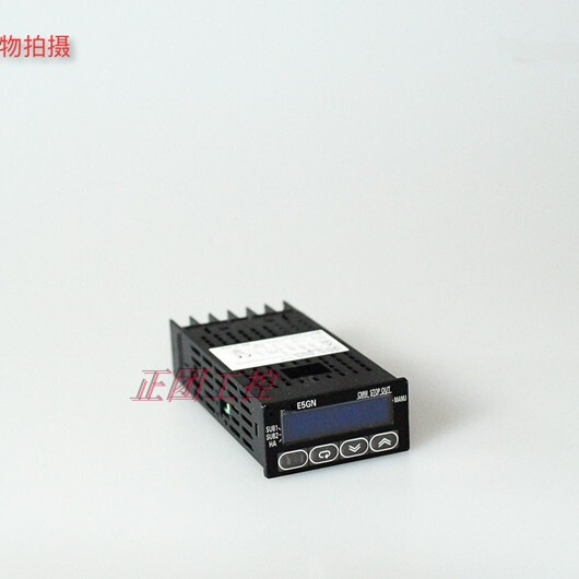E5GN-Q1T original E5GN-QT thermostat 12v voltage E5GN-R1P thermostat E5GN-R03P-FLK