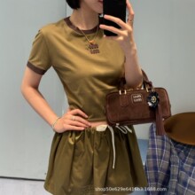 �����¿�MiuMiu�L��ĸ�N��ײɫ����T��Ů�ļ��ٴ����e�A�I����