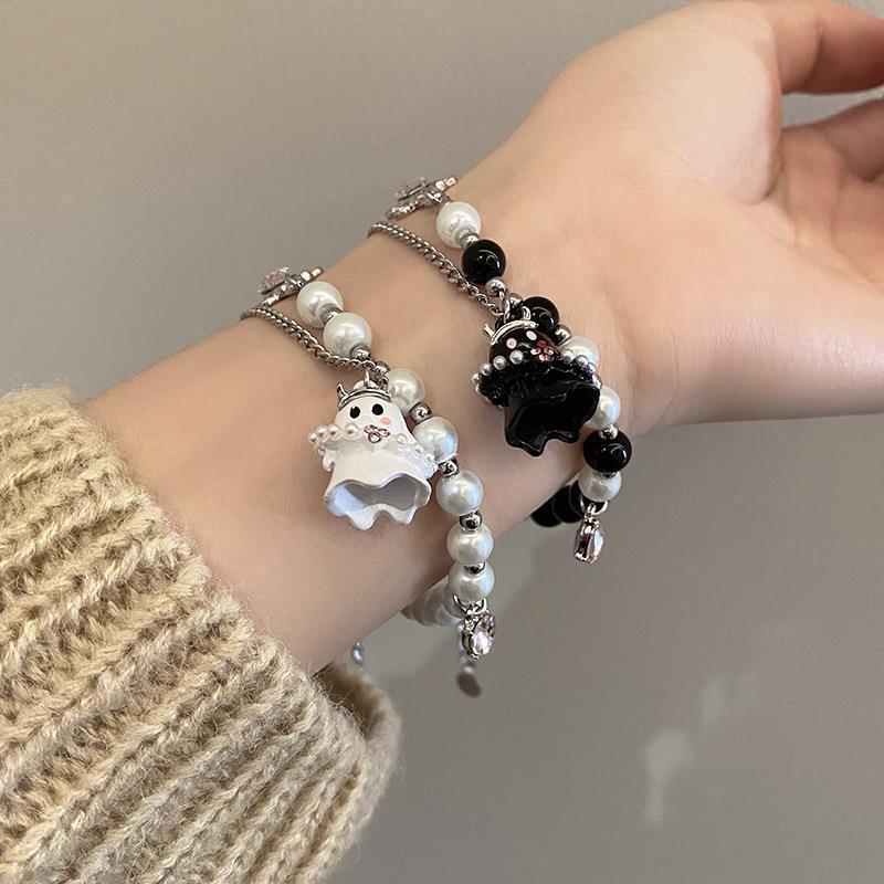 Black and White Little Ghost Beaded Bracelet Women's Girlfriend Accessories Niche Cold Style Advanced Sweet Cool Hot Girl Hip-Hop Jewelry
