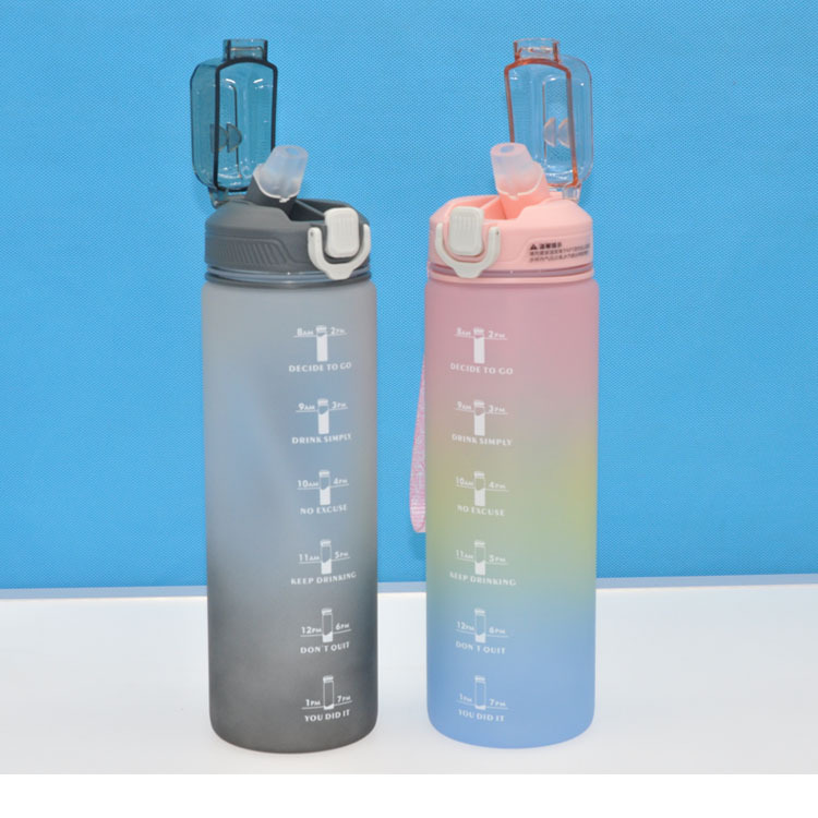 Comercio exterior gimnasio 1000ml hervidor ciclismo PC plástico taza de agua gradiente de color cubierta elástica de silicona pico de pato deportes taza de agua