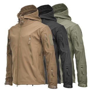 Outdoor Camouflage Soft Shell Jacket Men's Tactical Windbreaker Consul Jacket Fleece Windproof Waterproof Mountaineering Suit for Military Fans
