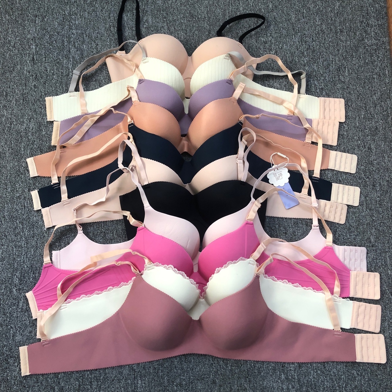 Brasier sin aros, sin costuras, de Filipinas y Vietnam, copa de grosor medio, push-up, múltiples tallas, venta al por mayor, cómodo y transpirable