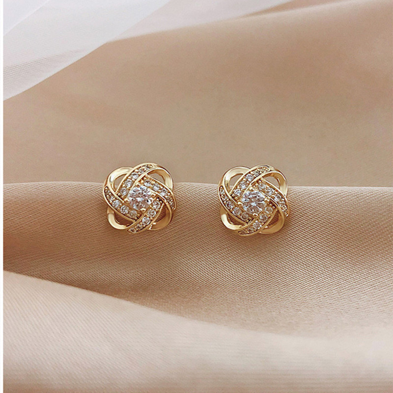 Koreanisches Kreuz Diamant mit einem Nischen-Design High-End-Accessoires, elegant und Ohrringe für Frauen_voghion.com