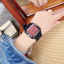 ����ɯ�¿�r��Ůʿ���z���ֱ�����Ů��õ�t����P������ֱ�����u