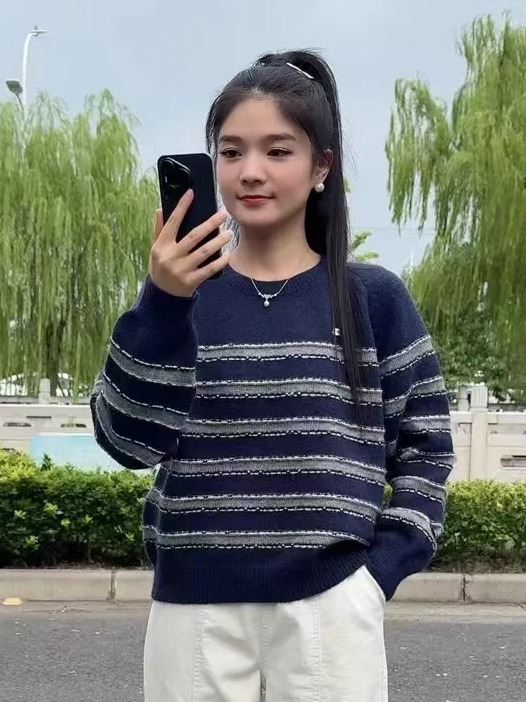 慵懒风条纹圆领长袖针织衫女2025秋季新款爆款宽松套头打底衫上衣|undefined