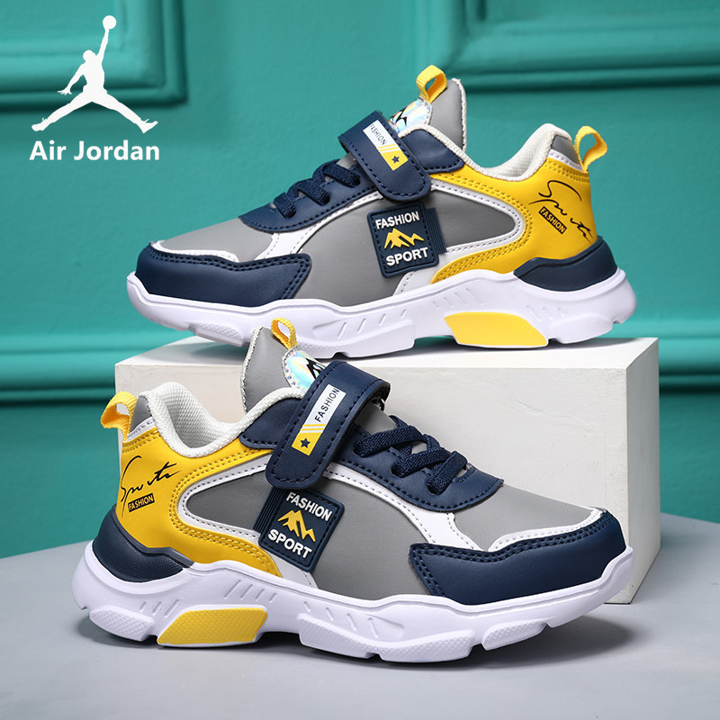 Jordan Boys' Shoes Autumn and Winter New Style Leather Warm Shoes for Older Children and Students, Non-Slip Soft-Soled Kids' Sneakers
