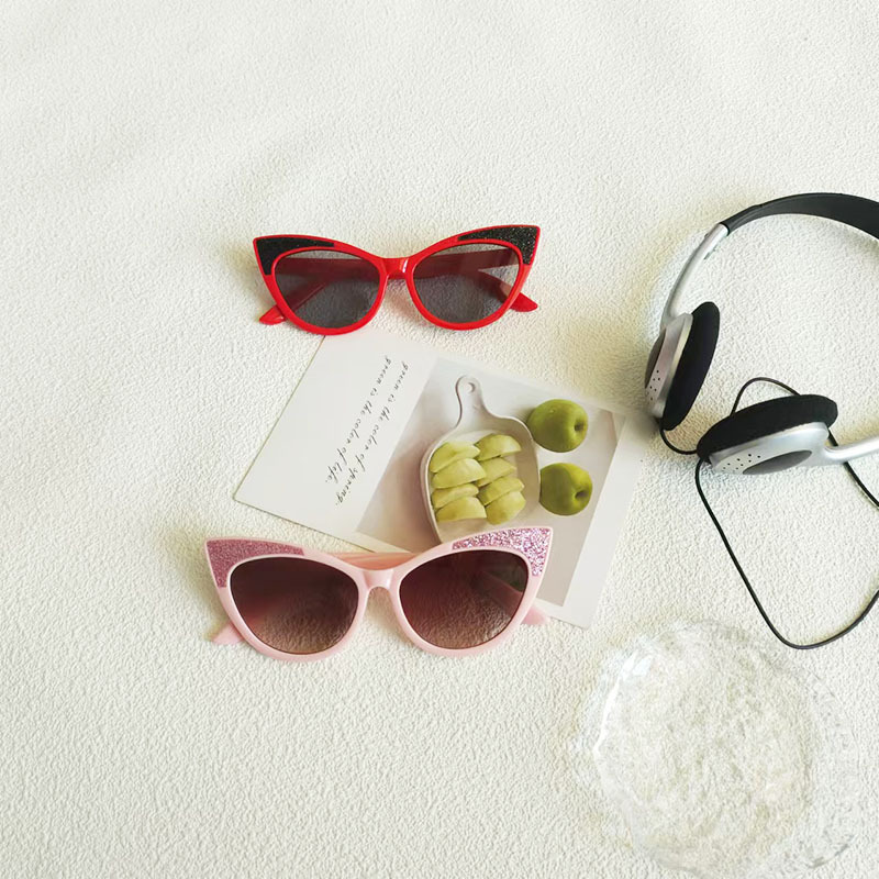 Moda ojo de gato parpadeante personalidad gafas de sol para niños Europa y América transfronterizas gafas de sol para niños al aire libre gafas de sol