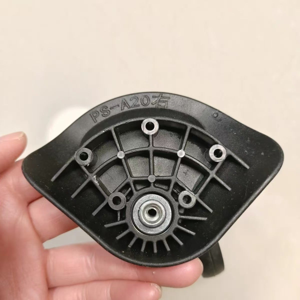 Luggage wheels, suitcase universal wheels, travel bag accessories, wheels for combination locks, wear-resistant casters