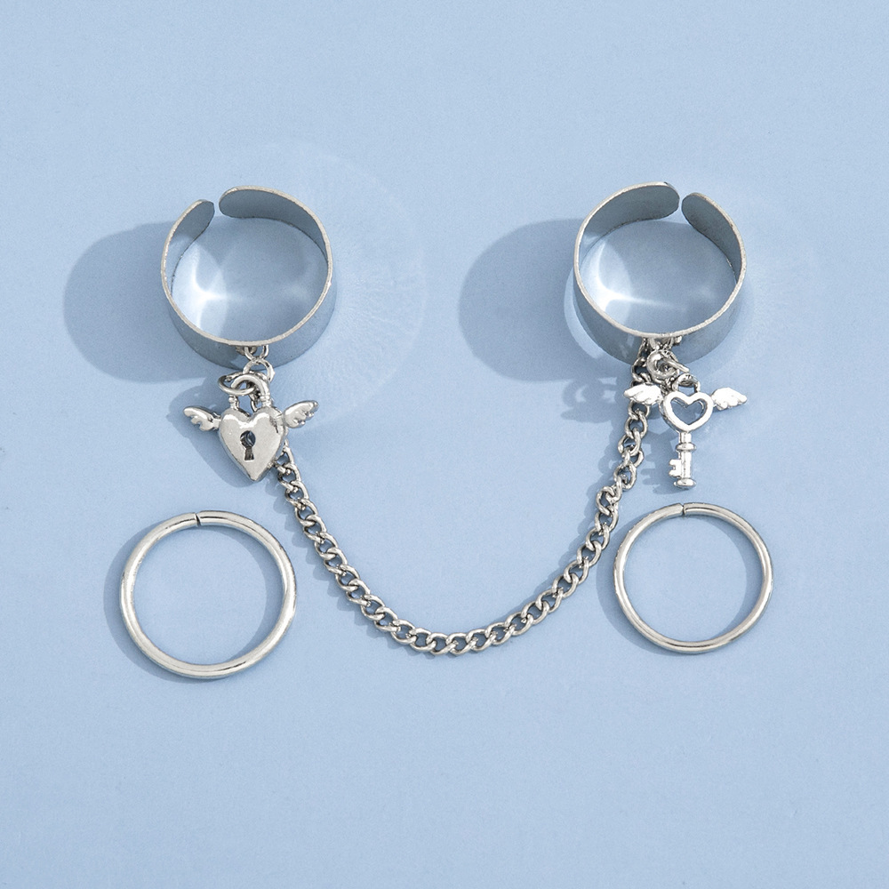 Simple Fashion Creative Silvery Key Lock Shape Chain Ring Set display picture 6