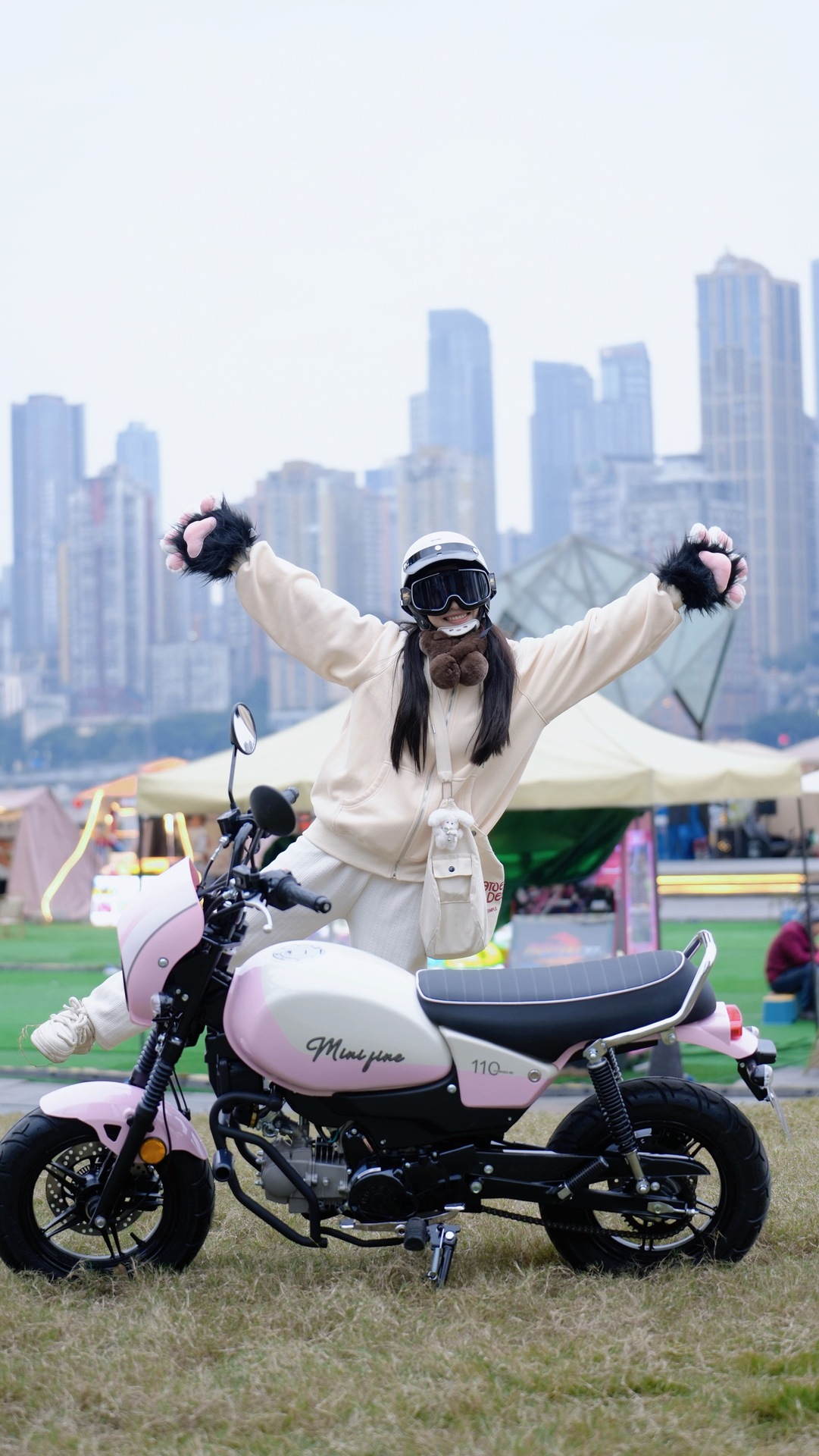The Haochen Is Adorable, Low-Slung, with a Large Fuel Tank, Front and Rear Disc Brakes, Compact and Flexible, Perfect for Trendy Outings. Motorcycle