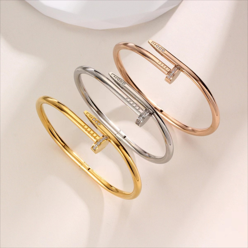 Cross-Border Titanium Steel Bracelet, Popular Style, Diamond-Encrusted, High-End, Versatile European and American Card Nails