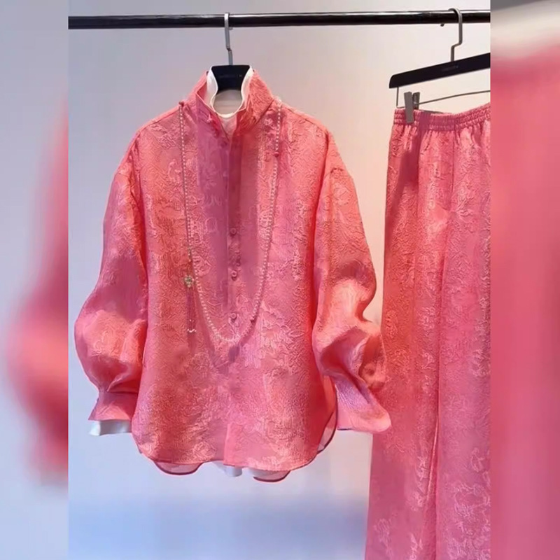 New Chinese-Style Women's Spring Outfit, Very Stylish and High-End, Youthful and Elegant, Rose Red Shirt and Pants Two-Piece Set