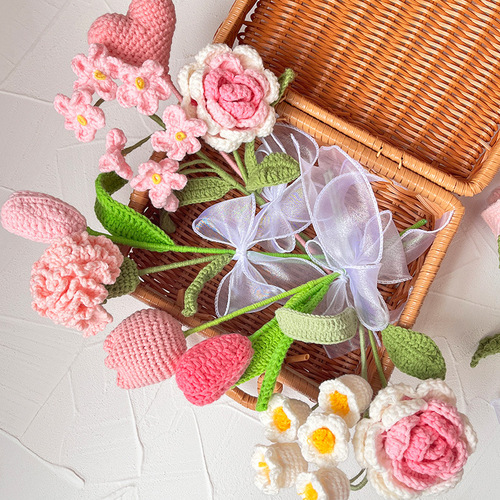 Cross-border hot selling hand-woven versatile bouquet pendant for home door refrigerator ice sticker decoration gift
