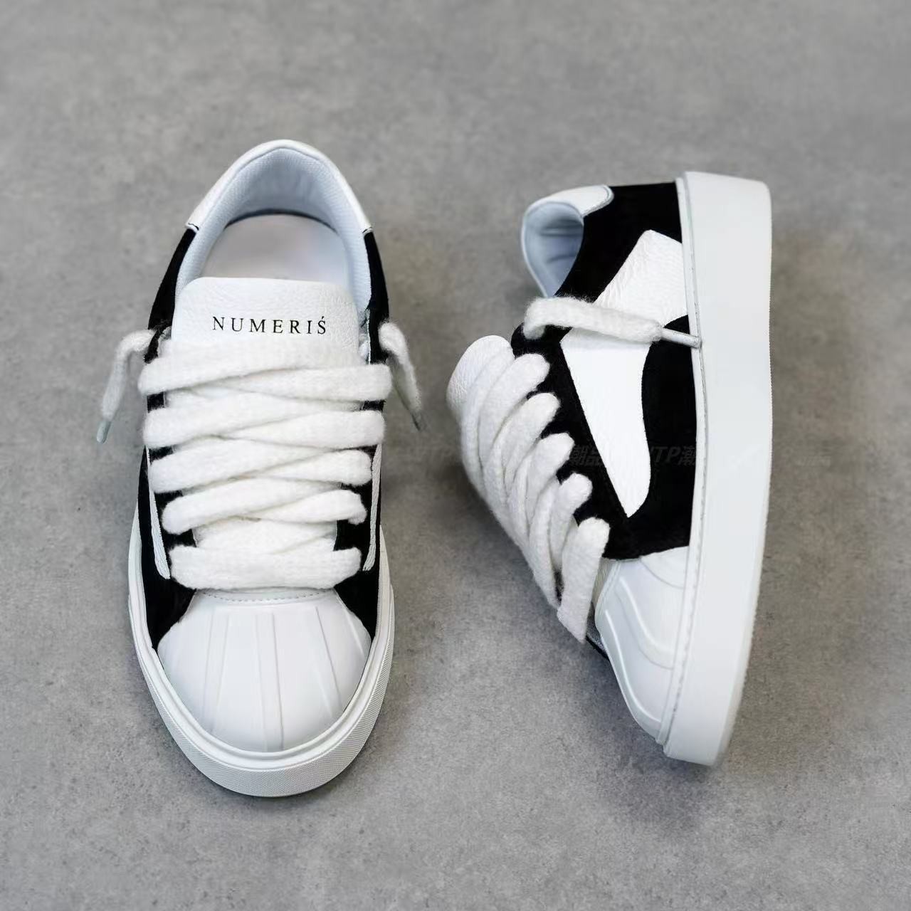 Números zapatos de hombre zapatos casuales skate planas redondas lazos clásicos versátiles skate de cuero